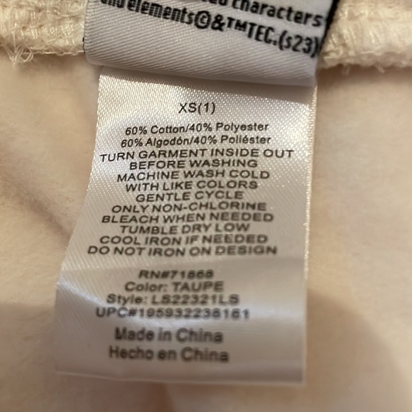 Tom and Jerry Shorts New - Picture 10 of 16